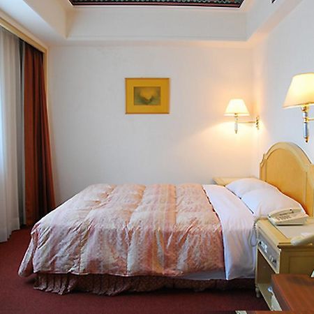 Hotel Flowers Тайбэй Экстерьер фото